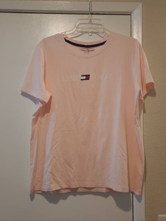 Tommy Hilfiger Tops - Tommy Hilfiger Light Pink Logo Crew Tee